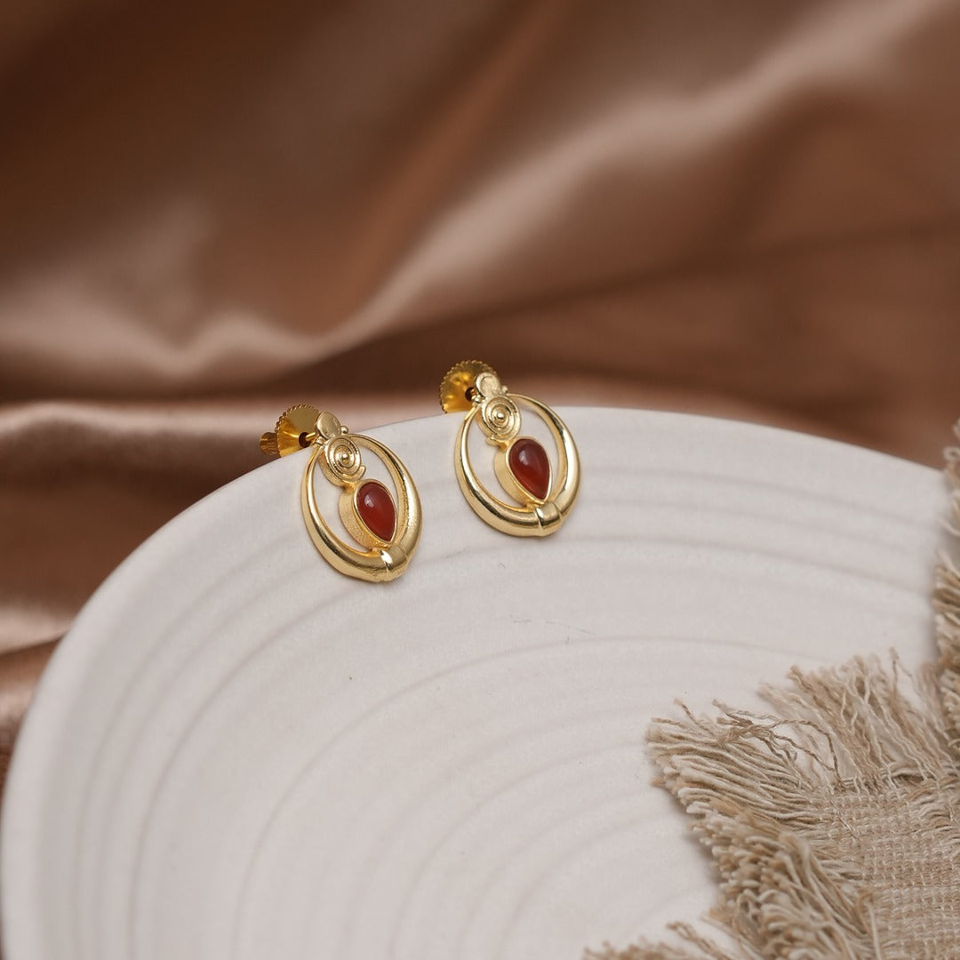 ISHANI STUD EARRINGS