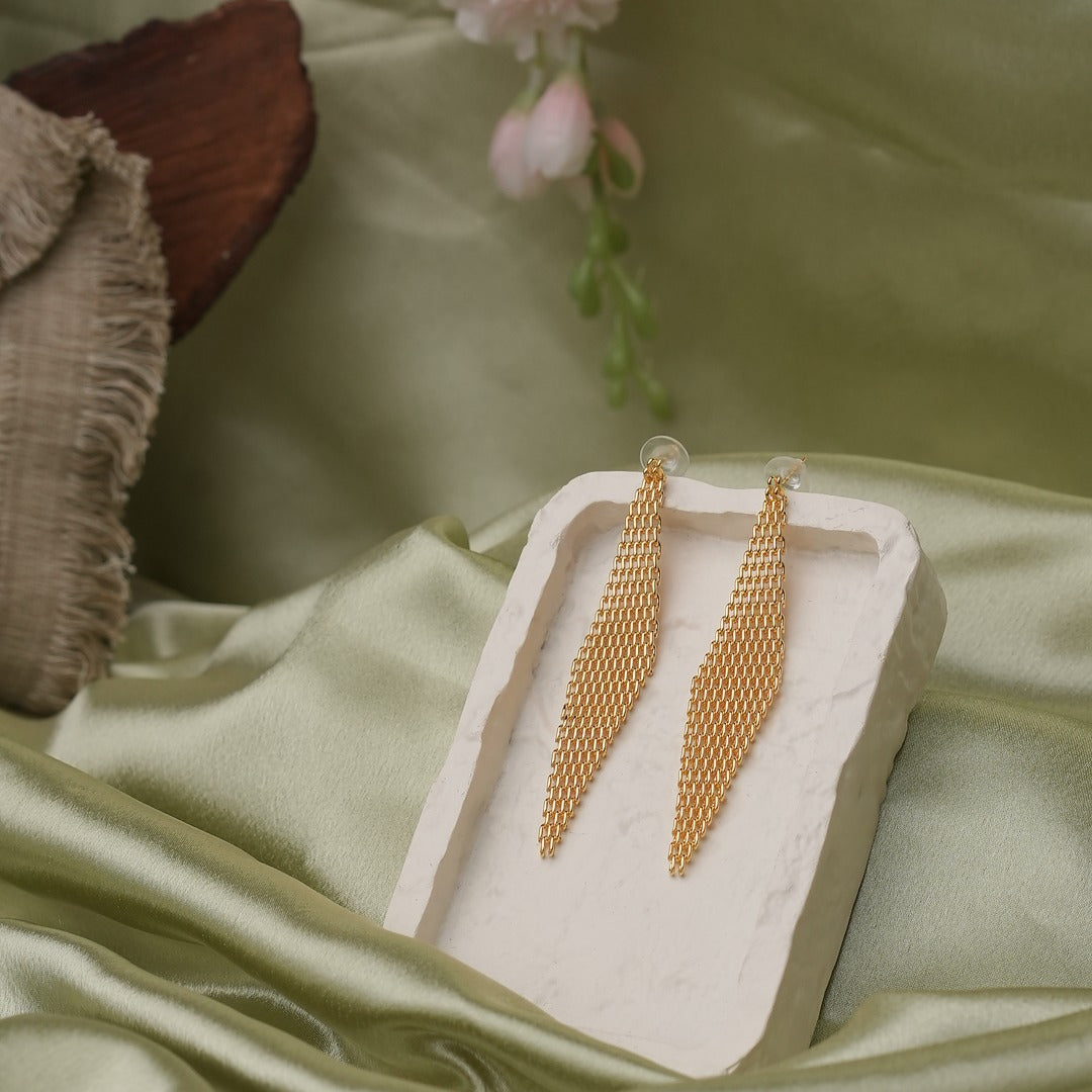 LINK STAMENT EARRINGS