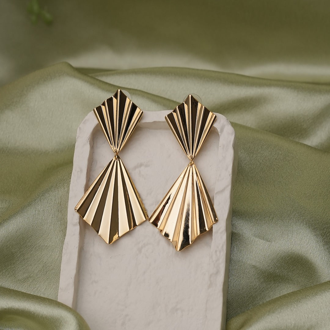 ZIG ZAG BOW TIE EARRINGS