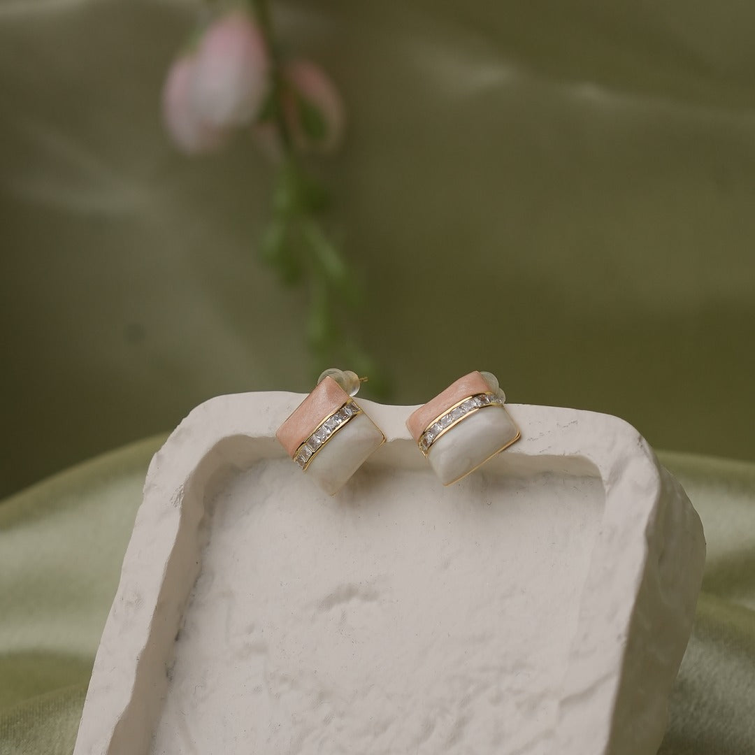 SQUARE STUD EARRINGS
