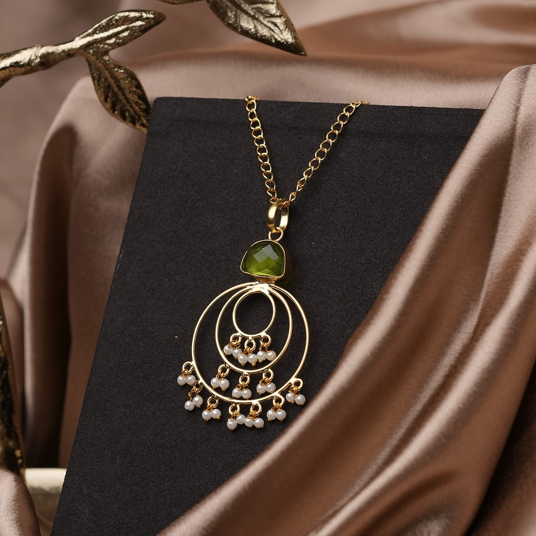 INDHIRA ZORAA STANDOUT NECKLACE