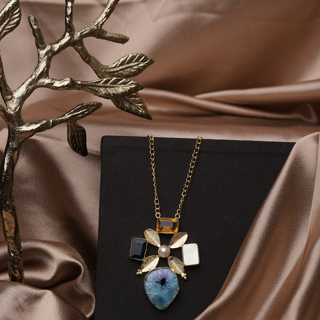 GALAXY ZORAA STANDOUT NECKLACE