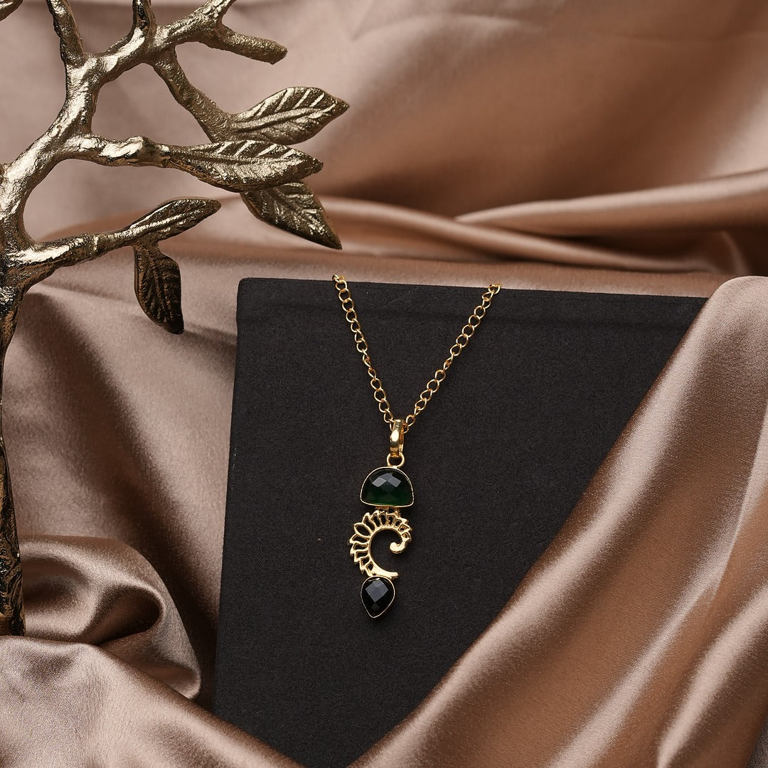 ADITI ZORAA STANDOUT NECKLACE