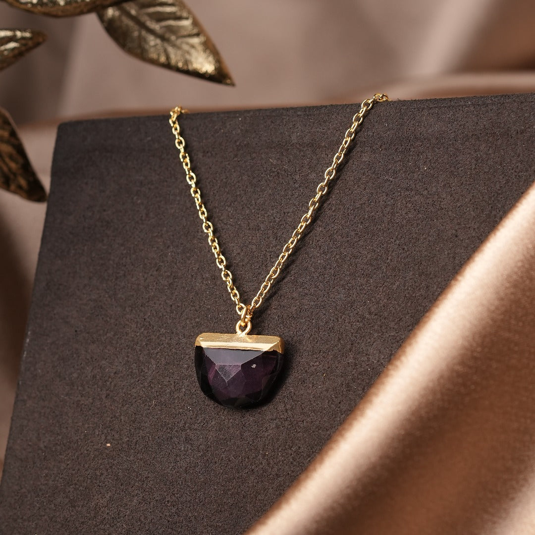 NAVYA VIOLET STONE ZORAA STANDOUT NECKLACE