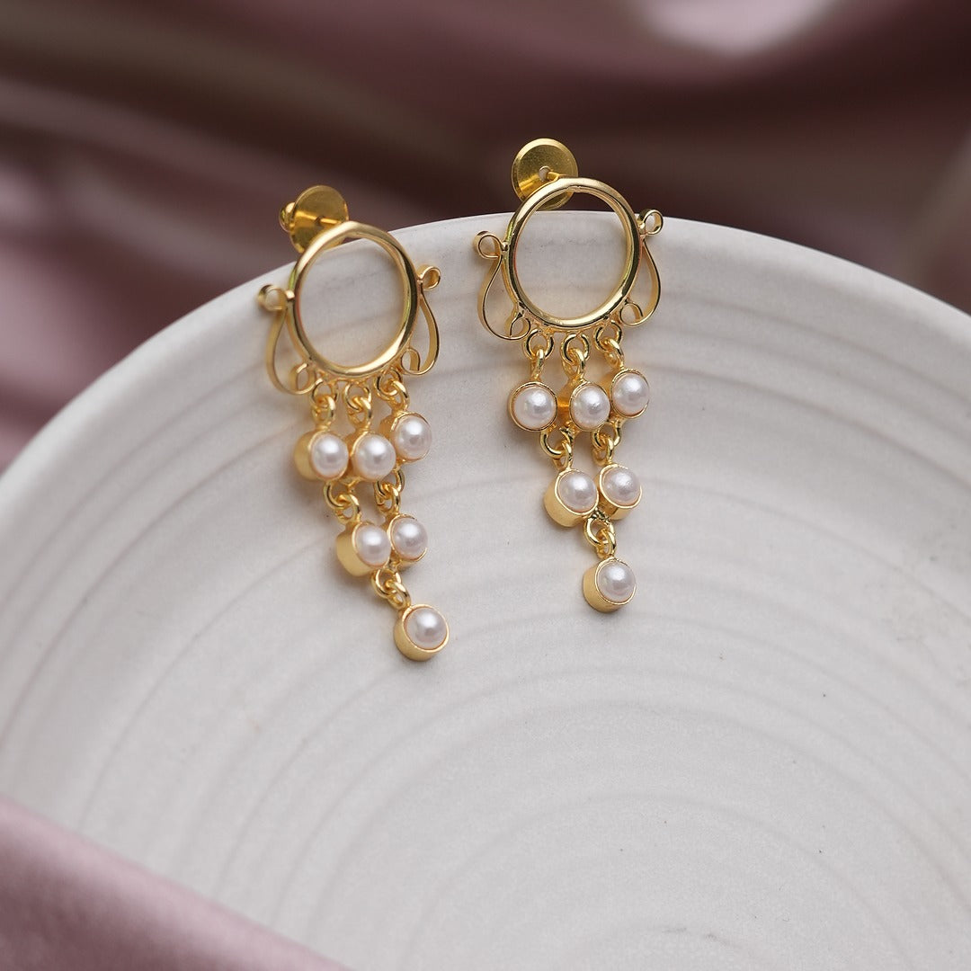 DHWANI PEARL EARRINGS