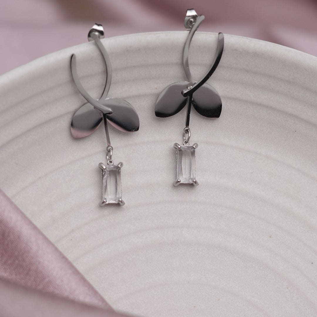 MISTLETOE CRYSTAL EARRINGS