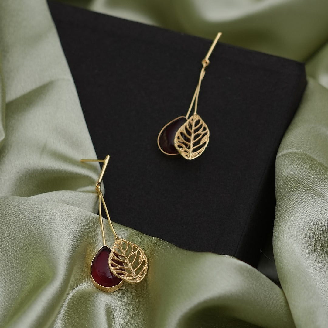 NAHELE DROP EARRINGS