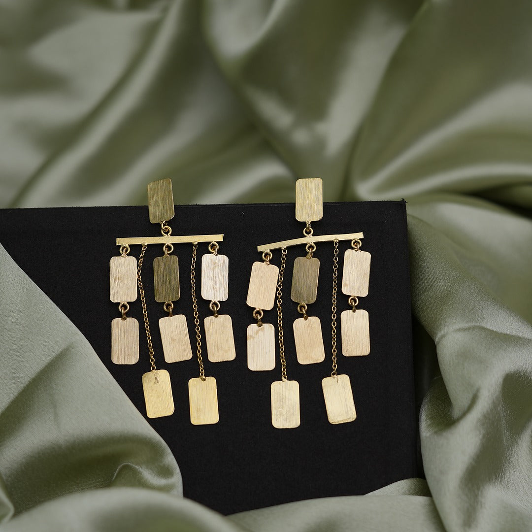 CALLA GOLDEN SQUARE EARRINGS