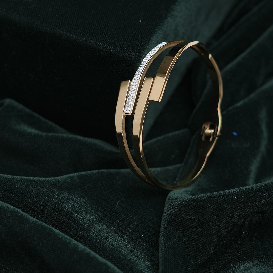 4 LAYER STONE BRACELET