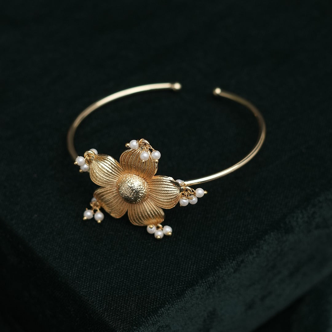 FLORA PEARL BRACELET