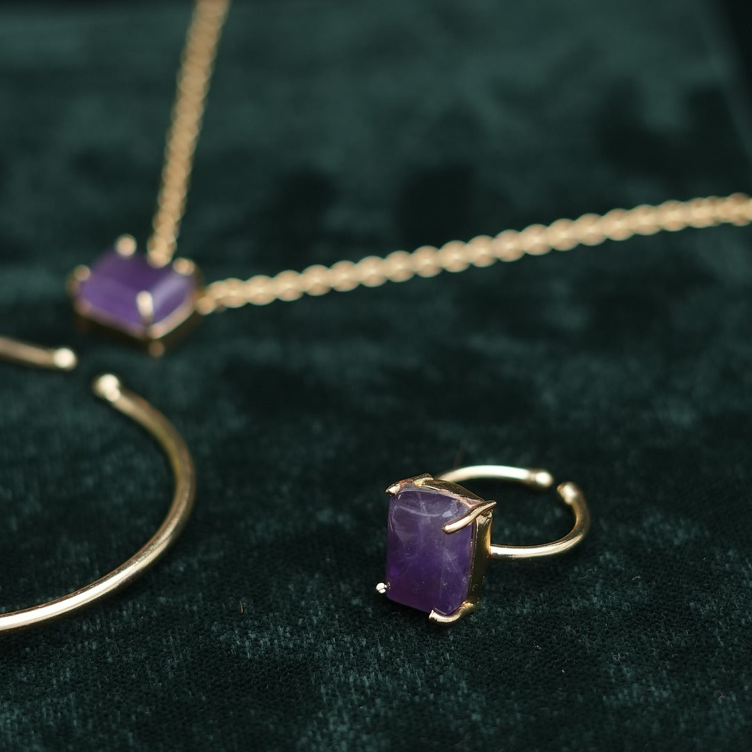 ANIKA SINGLE STONE SET