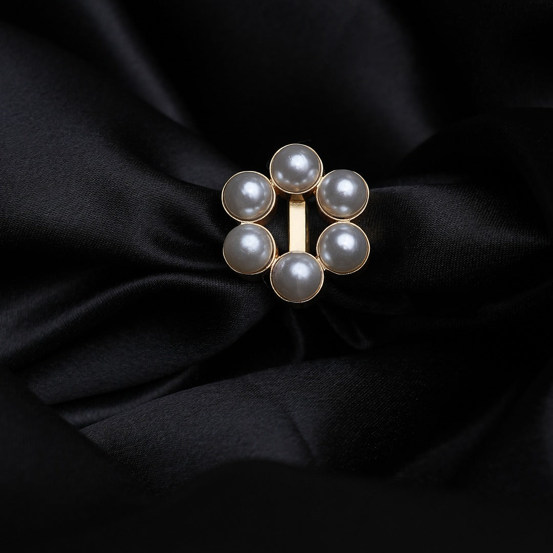 SIX STONE PEARL RING
