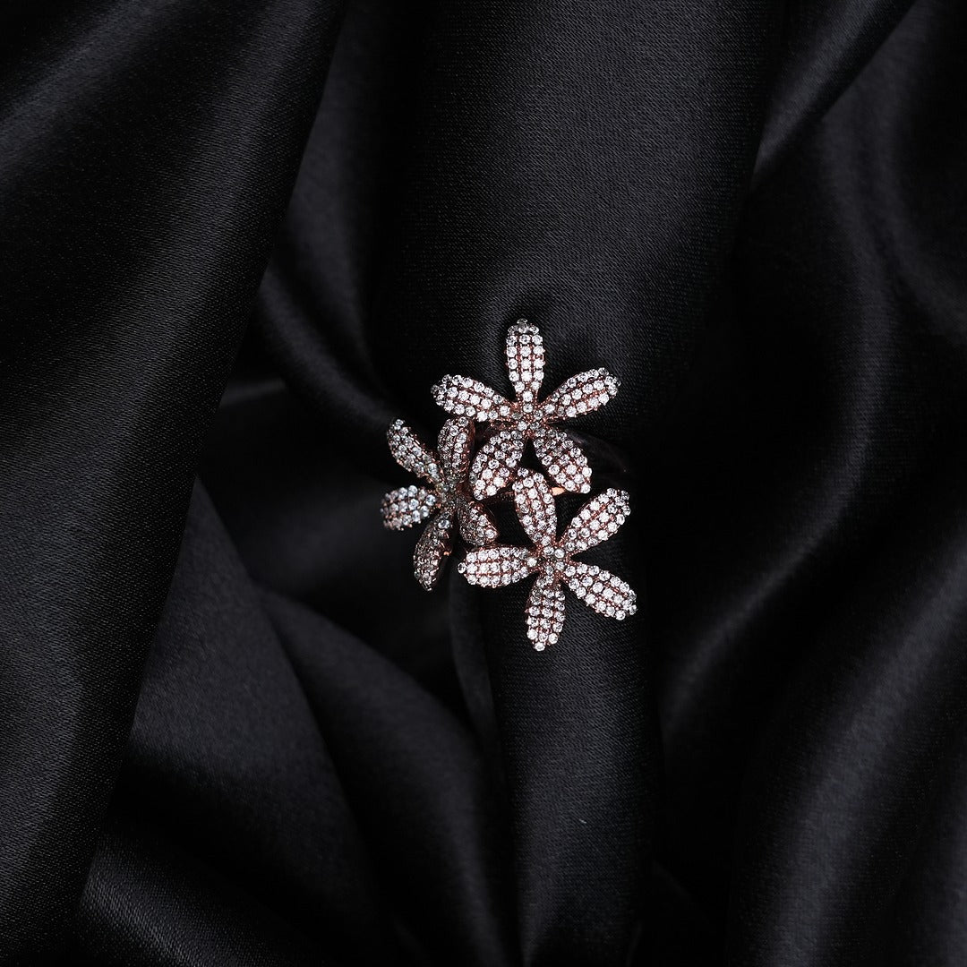 ANTILIYA AD FINGER RING