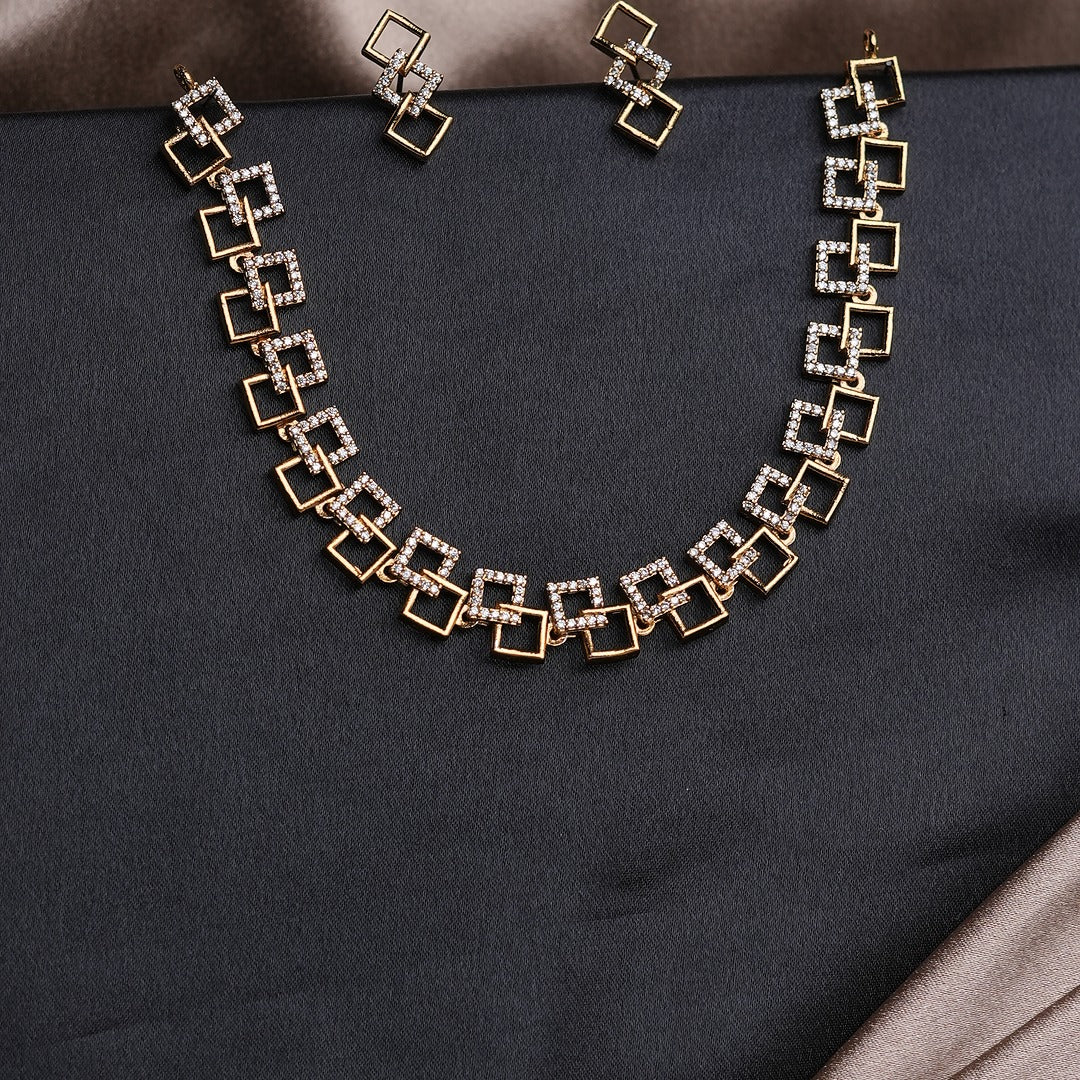 MULTI SQUARE AD NECKLACE