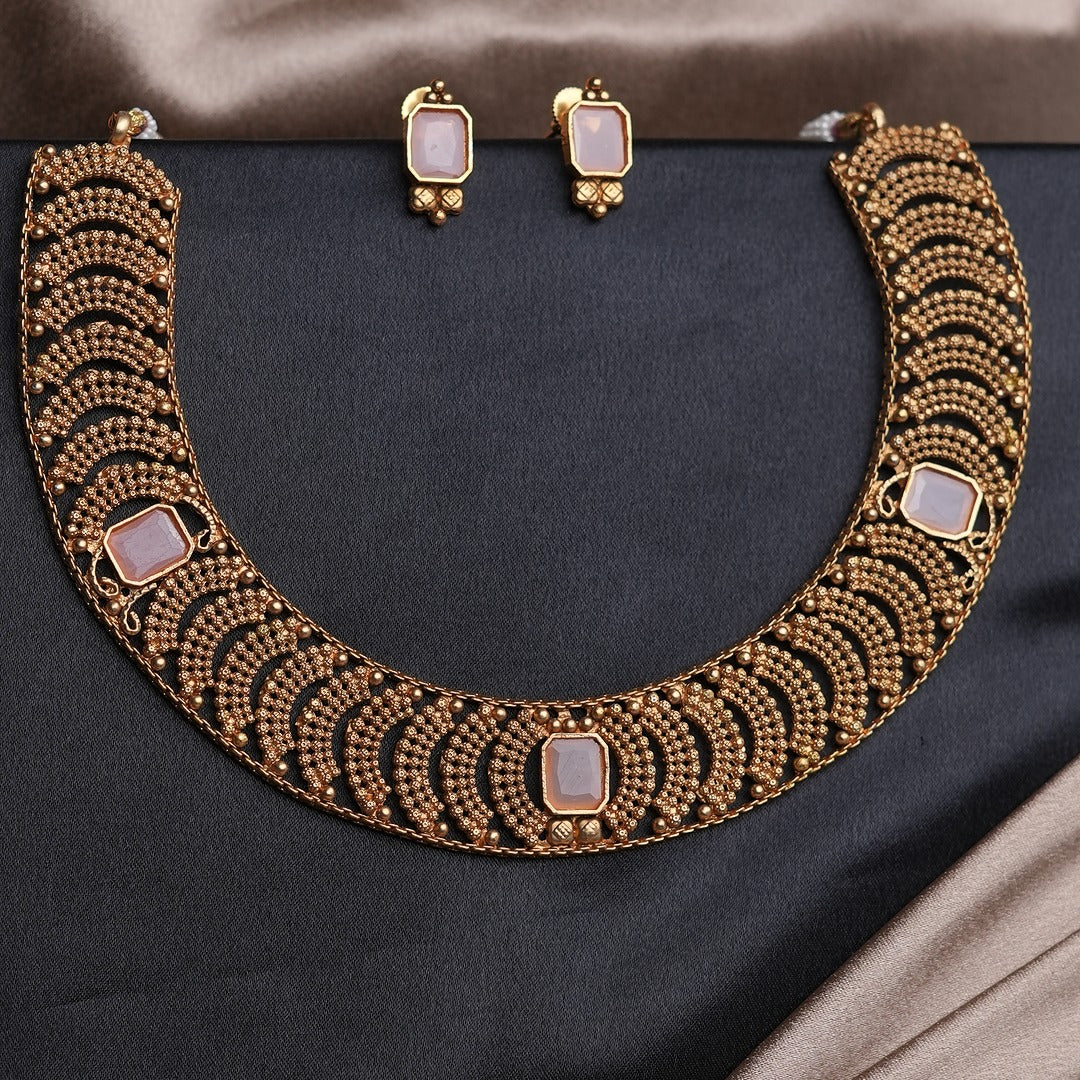 ABHIRAMI TRADITIONAL NECKLACE