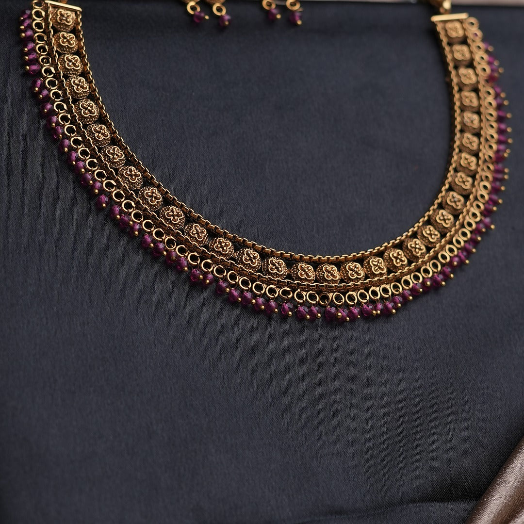 YAMUNA TRADITIONAL NECKLACE SET
