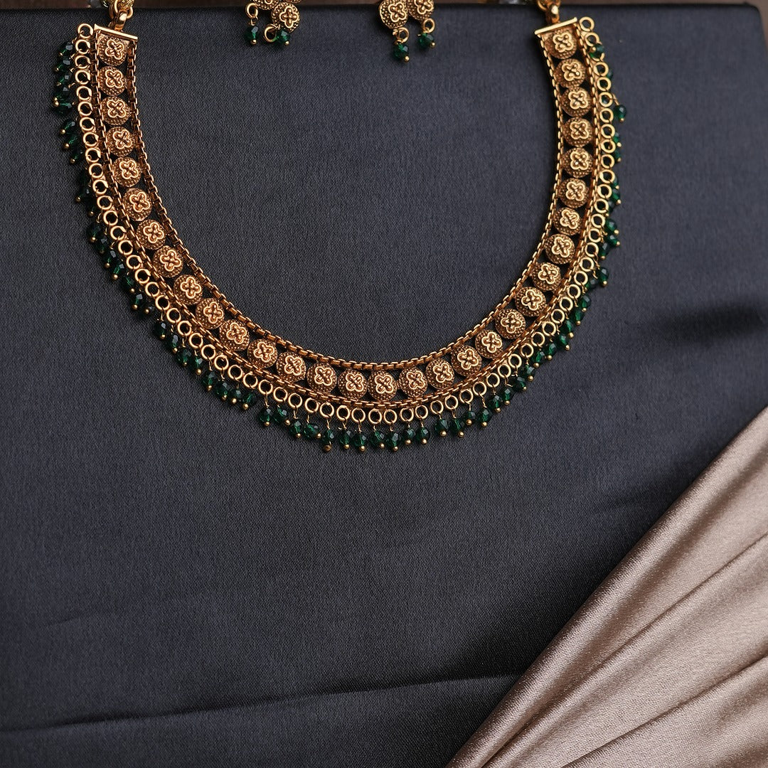 YAMUNA TRADITIONAL NECKLACE SET