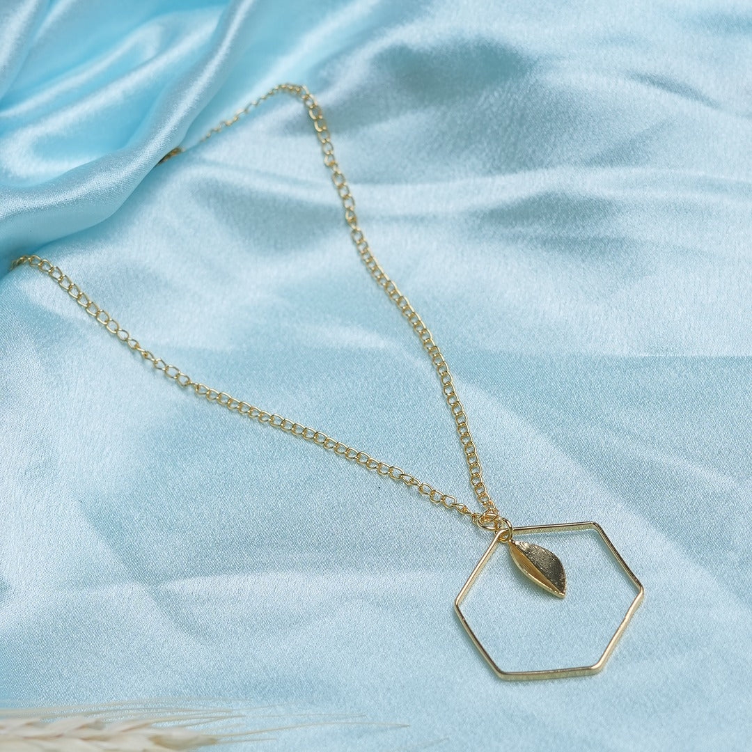 LEAF HEXAGONAL NECKLACE