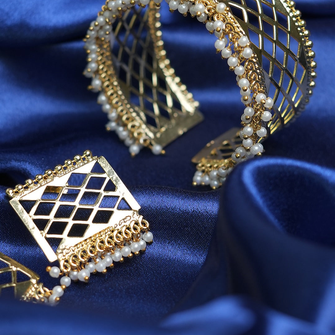 INDRAJA BANGLE AND EARRINGS SET