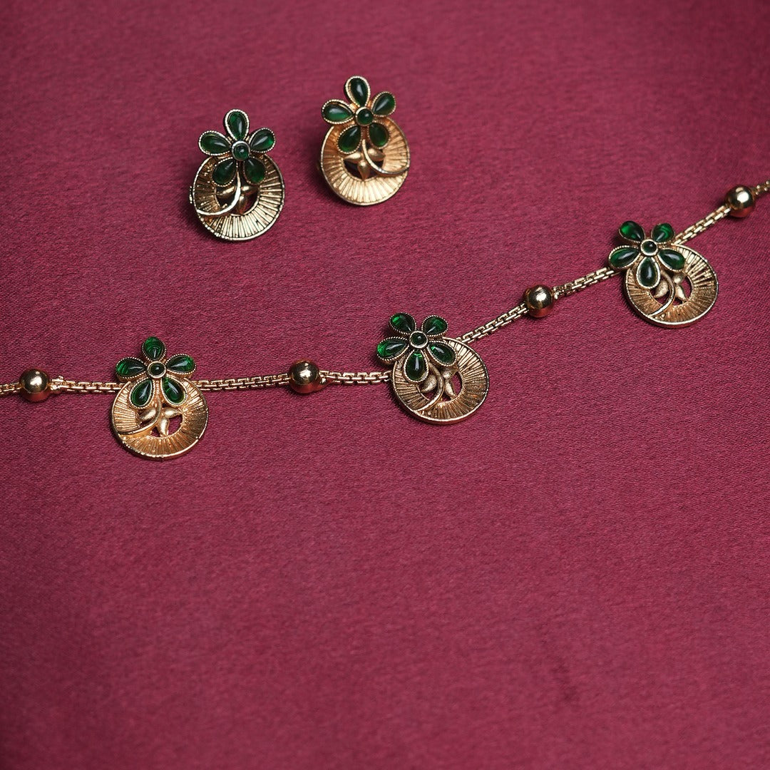 AADHIRA GREEN CHOKER SET