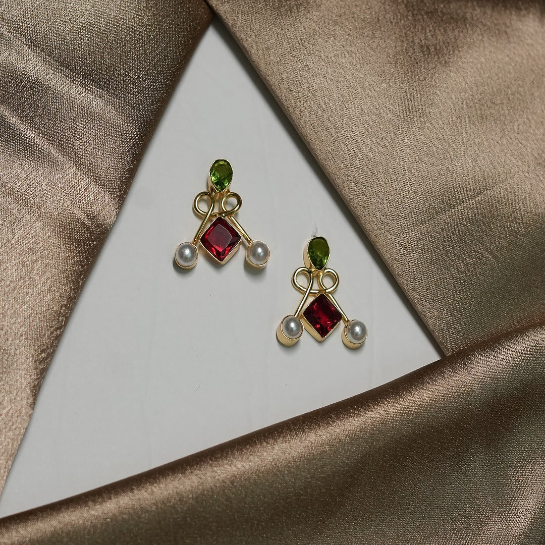TRAYA MUDRA EARRING