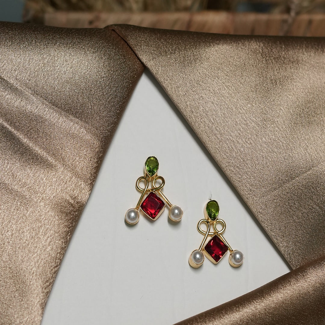 TRAYA MUDRA EARRING