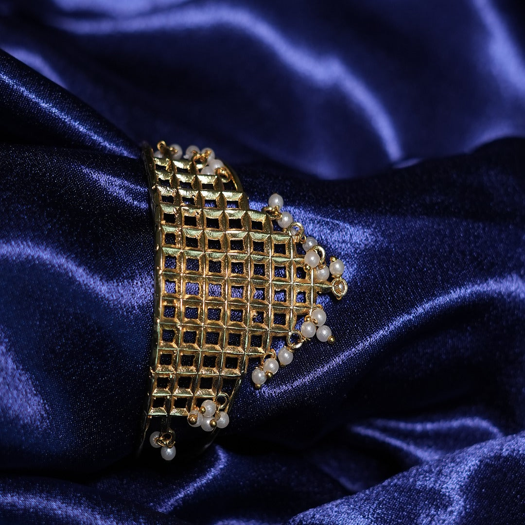 PEARL MESH BRACELET