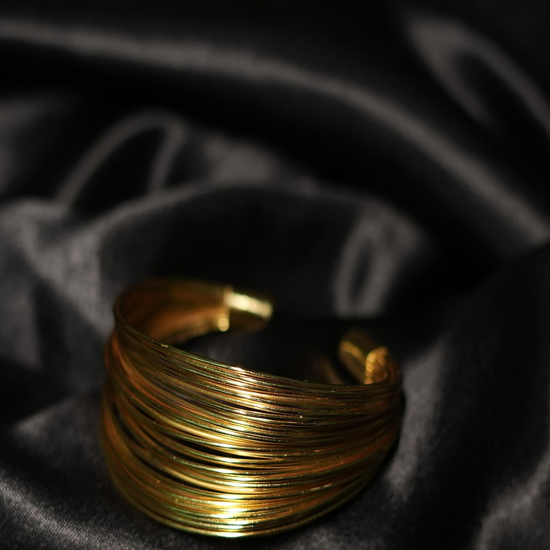MULTI WIRE PLAIN BRACELET