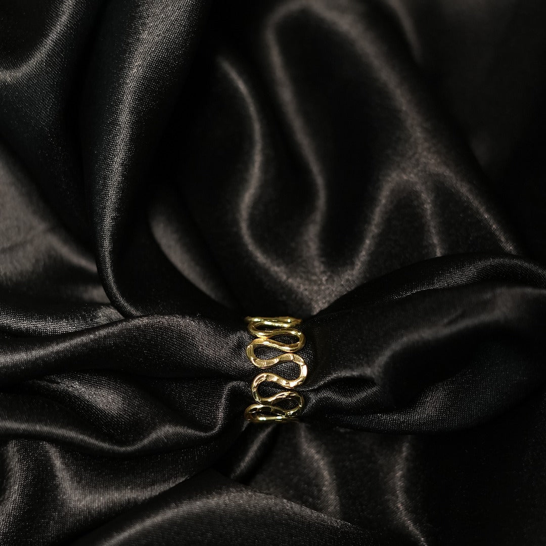 PLAIN ZIG ZAG HAMMERED RINGS