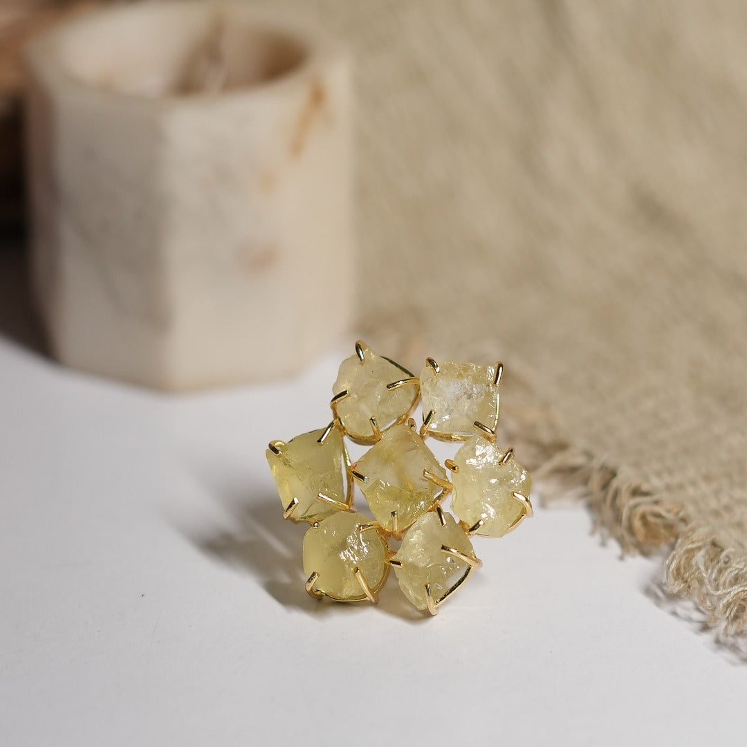 7 COLLECT ROUGH CLAW TYPE RING