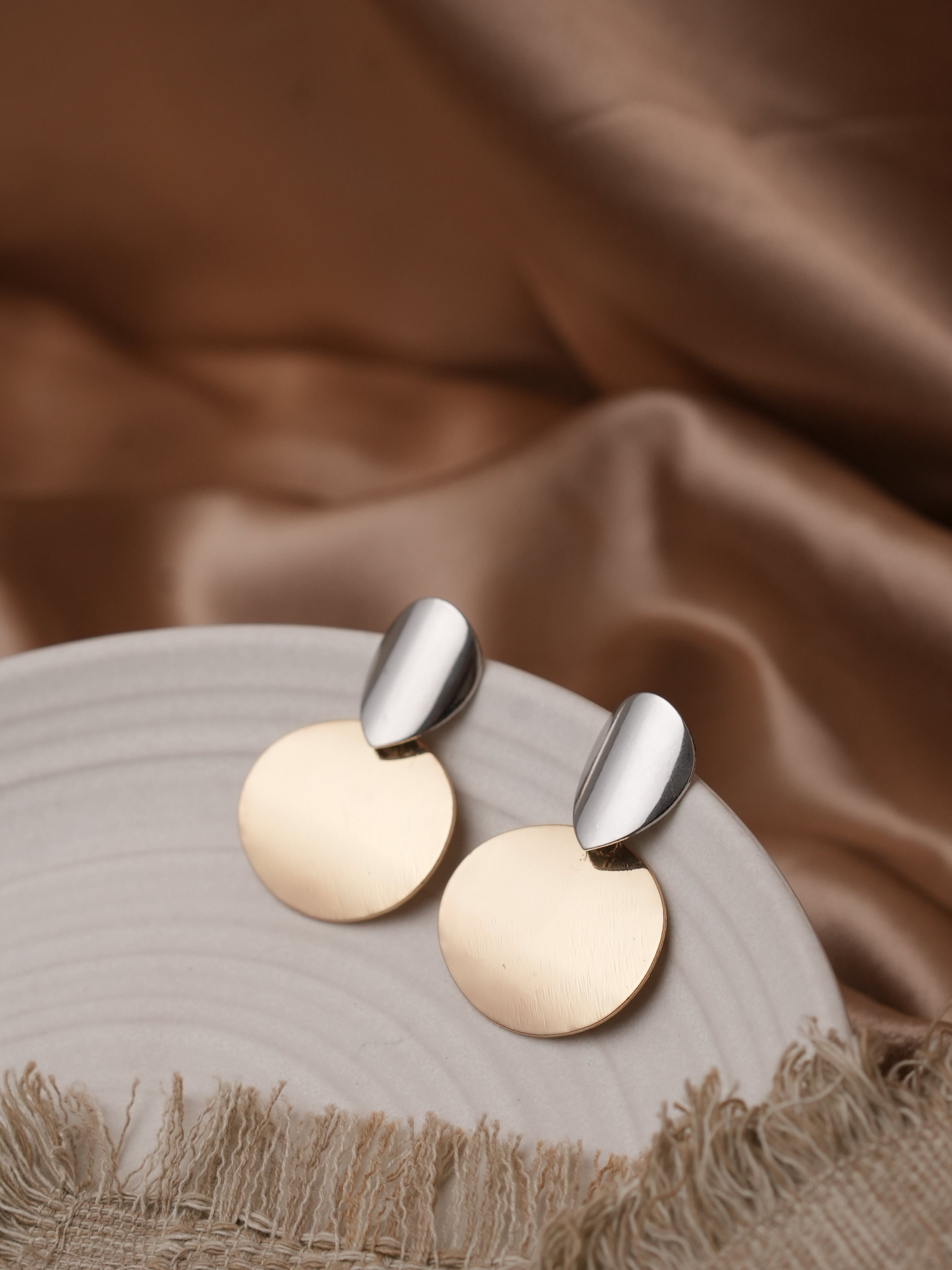 ISABELLA earrings