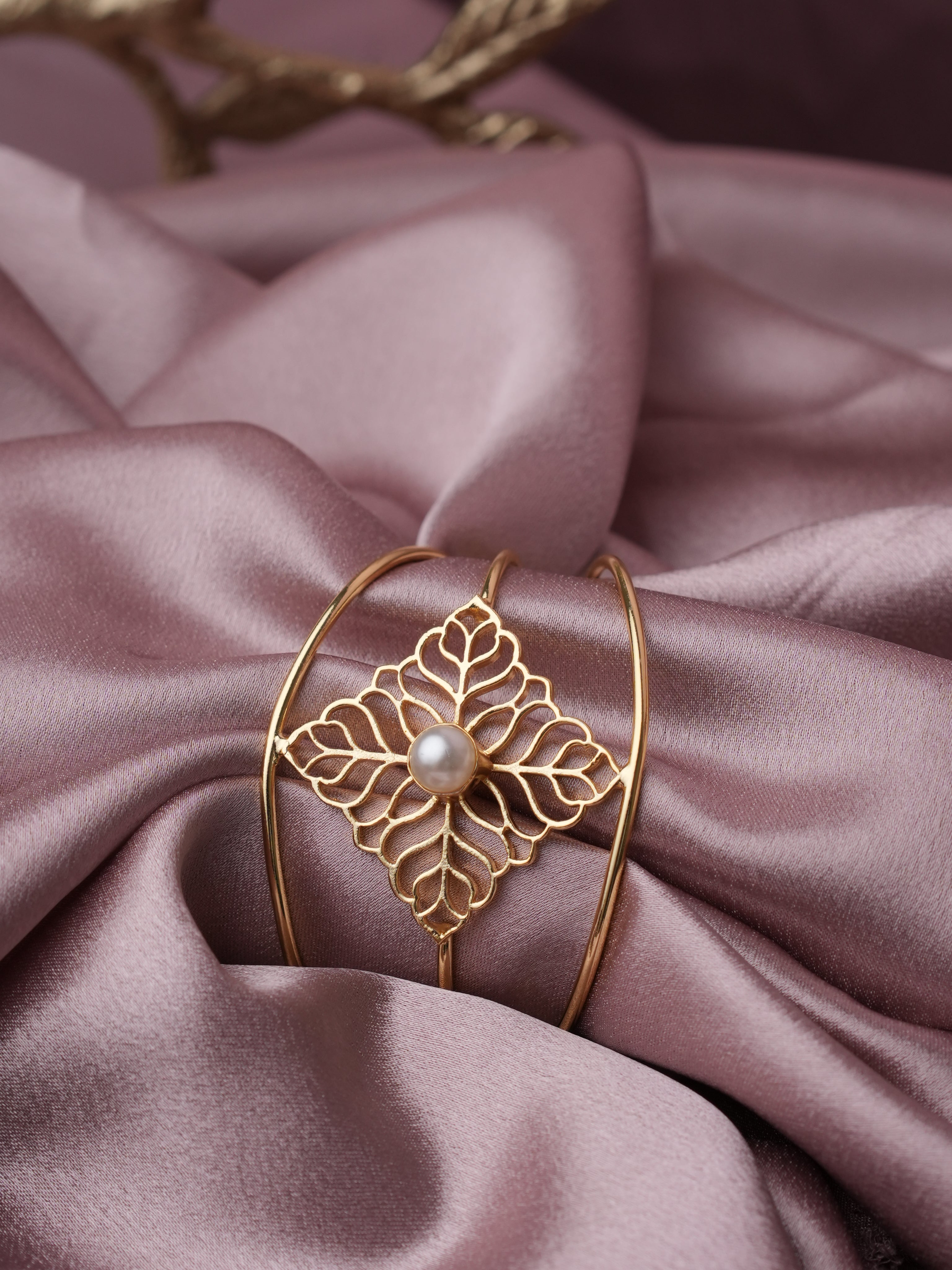Lavanya Pearl Bracelet