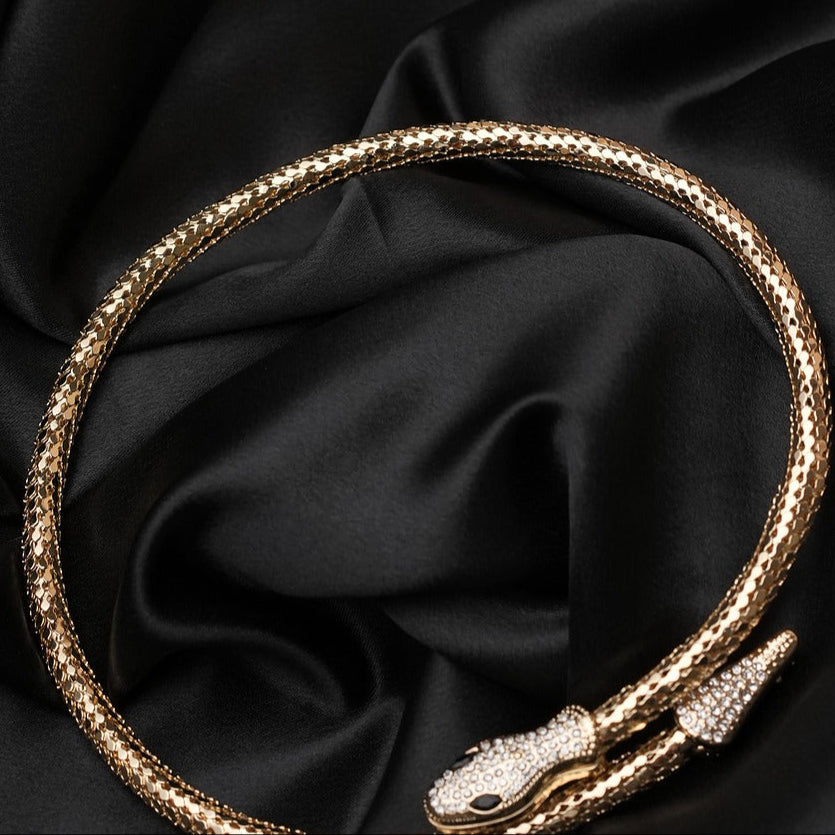 EMBELLISHED SERPENTINE CHOKER