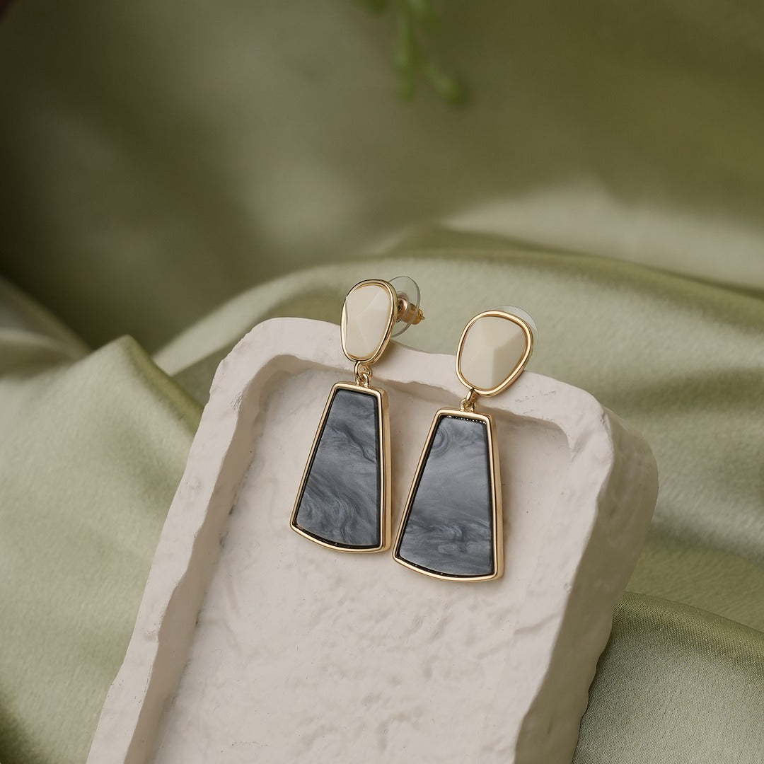 MARBLE CUT DROP EARRINGS