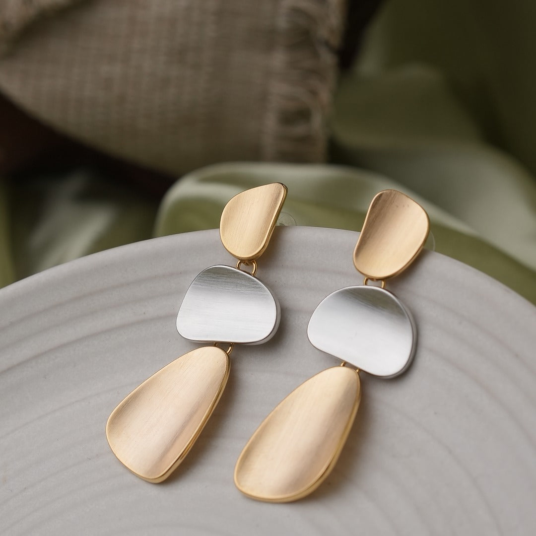 DUAL TONED IRREGULAR DROP EARRINGS