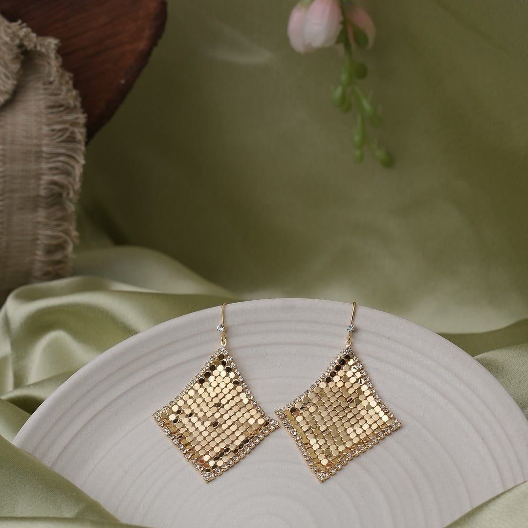 SHIMMERY EARRINGS