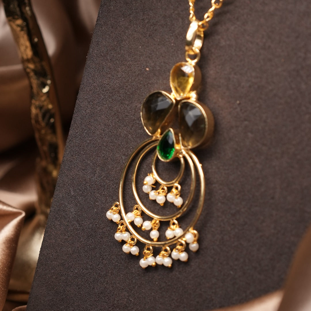 AMBIKA ZORAA STANDOUT NECKLACE
