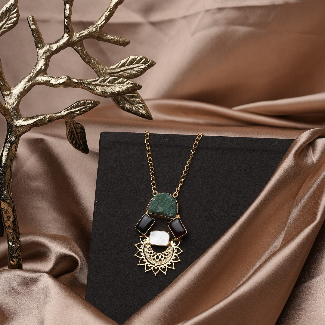 APPOLLO ZORAA STANDOUT NECKLACE