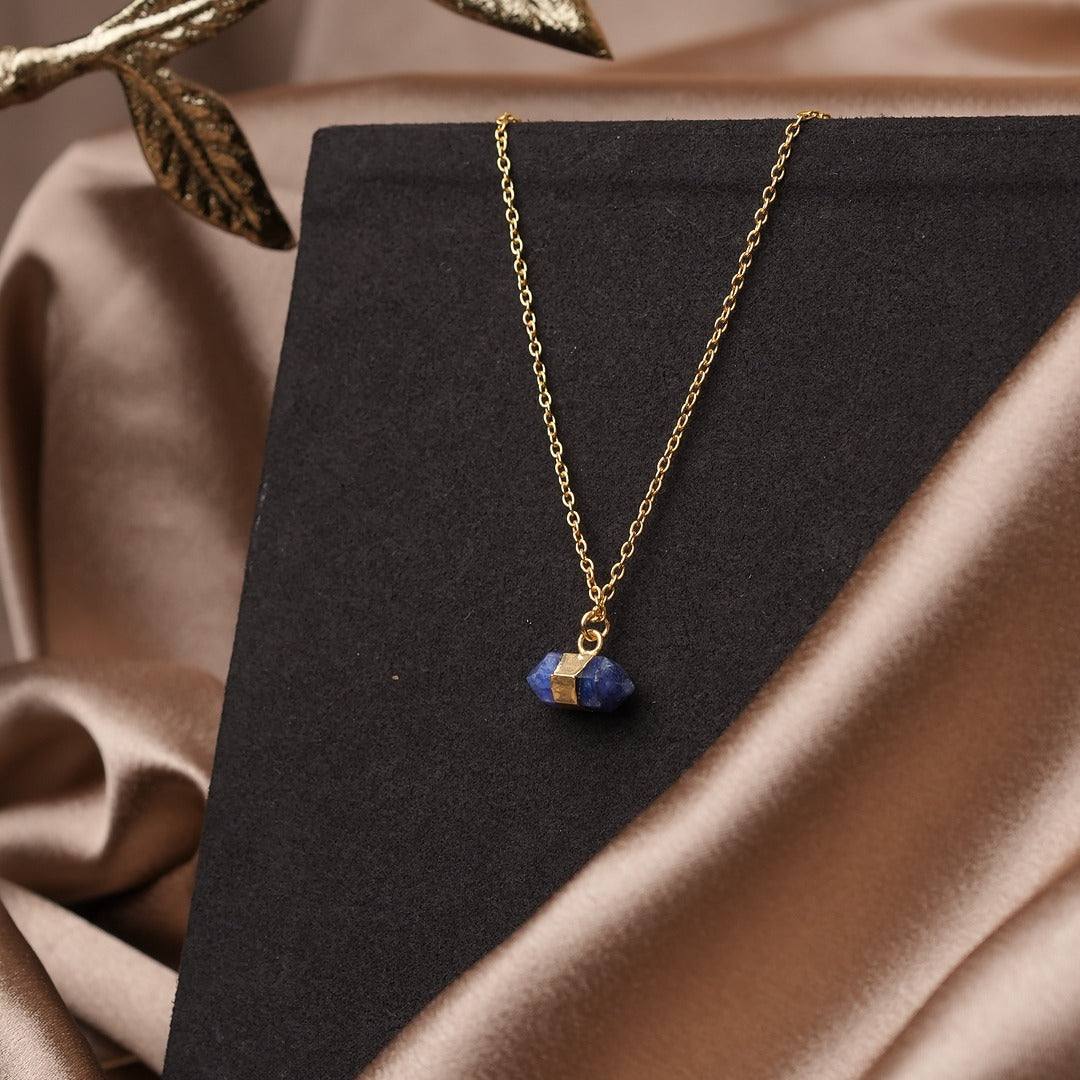 HERCULES ZORAA STANDOUT NECKLACE