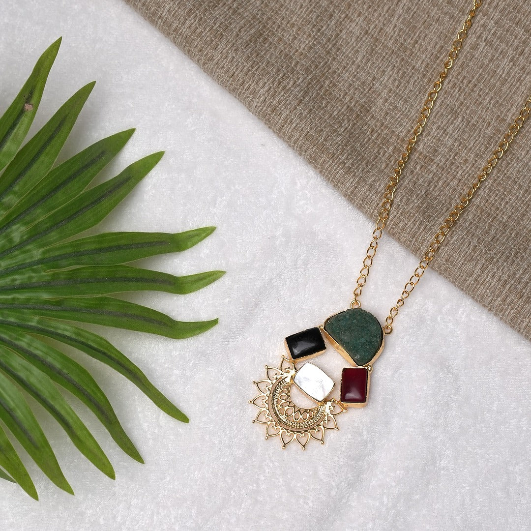 APPOLLO ZORAA STANDOUT NECKLACE