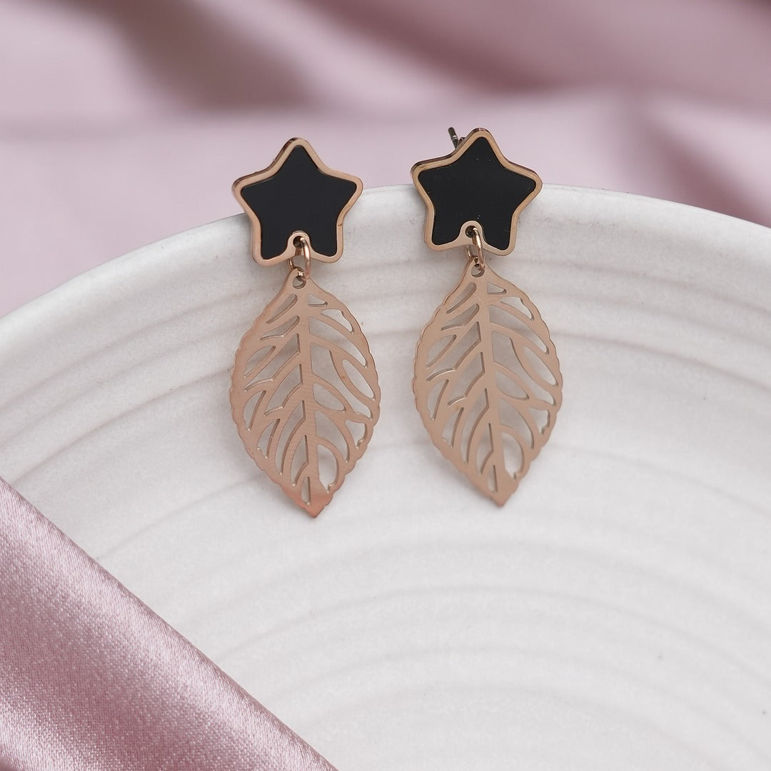 BLACK STAR DROP EARRINGS