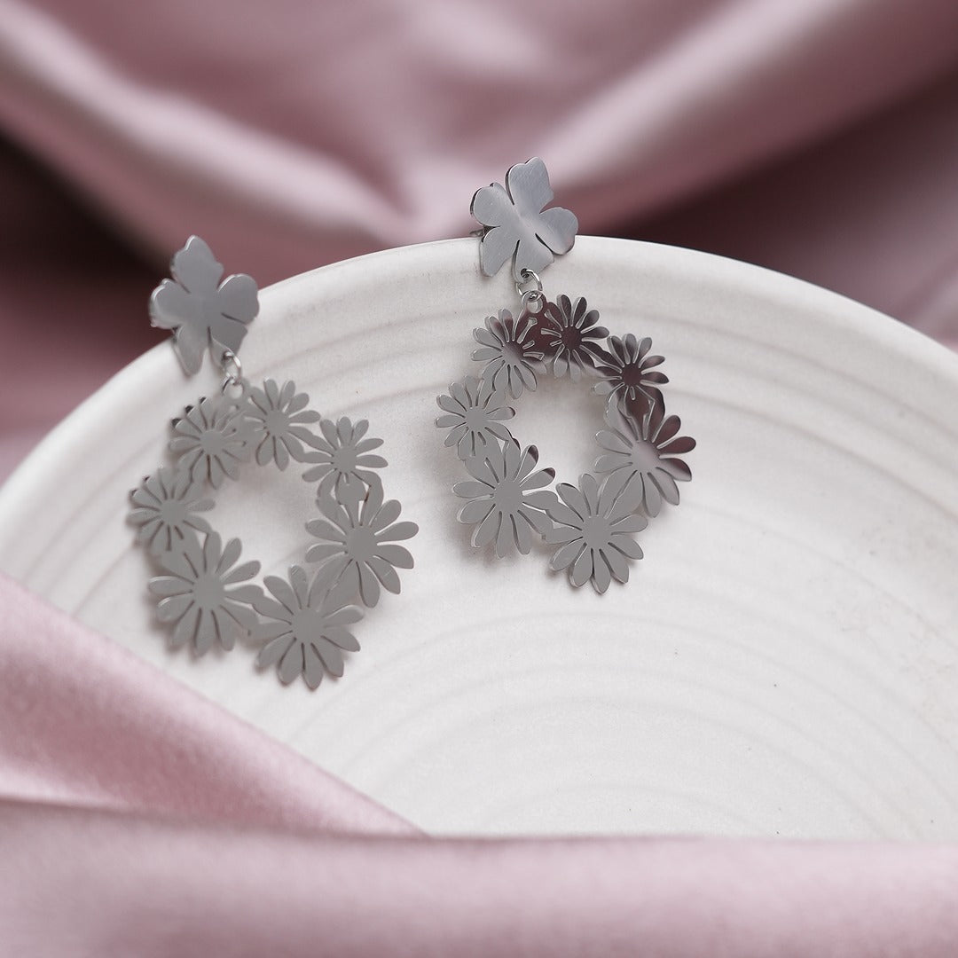 MULTI FLORAL SILHOUETE EARRINGS