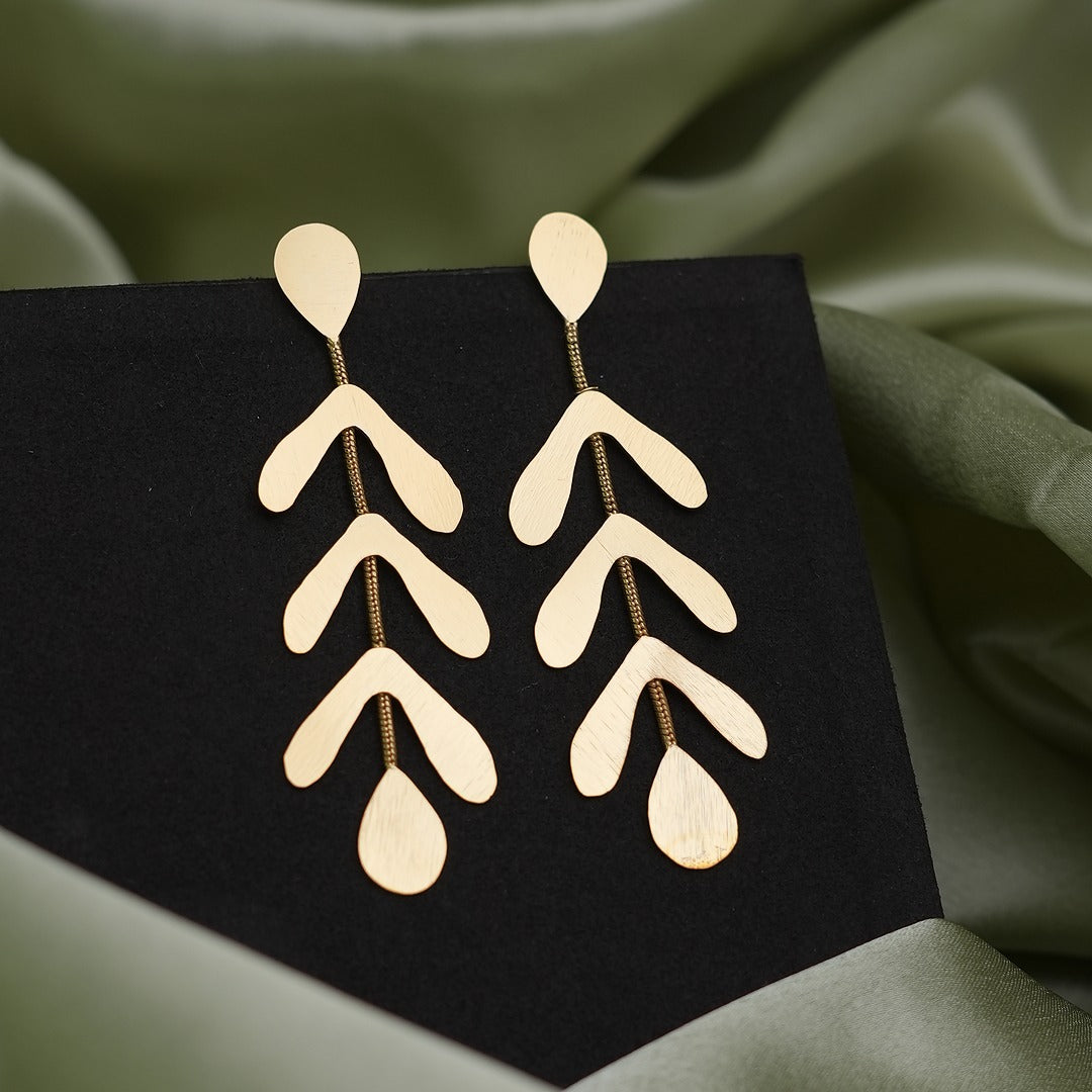POPPY GOLDEN DROP EARRINGS