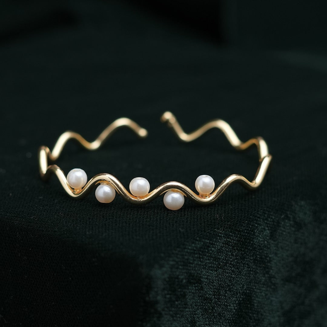 RIPPLE PEARL BRACELET