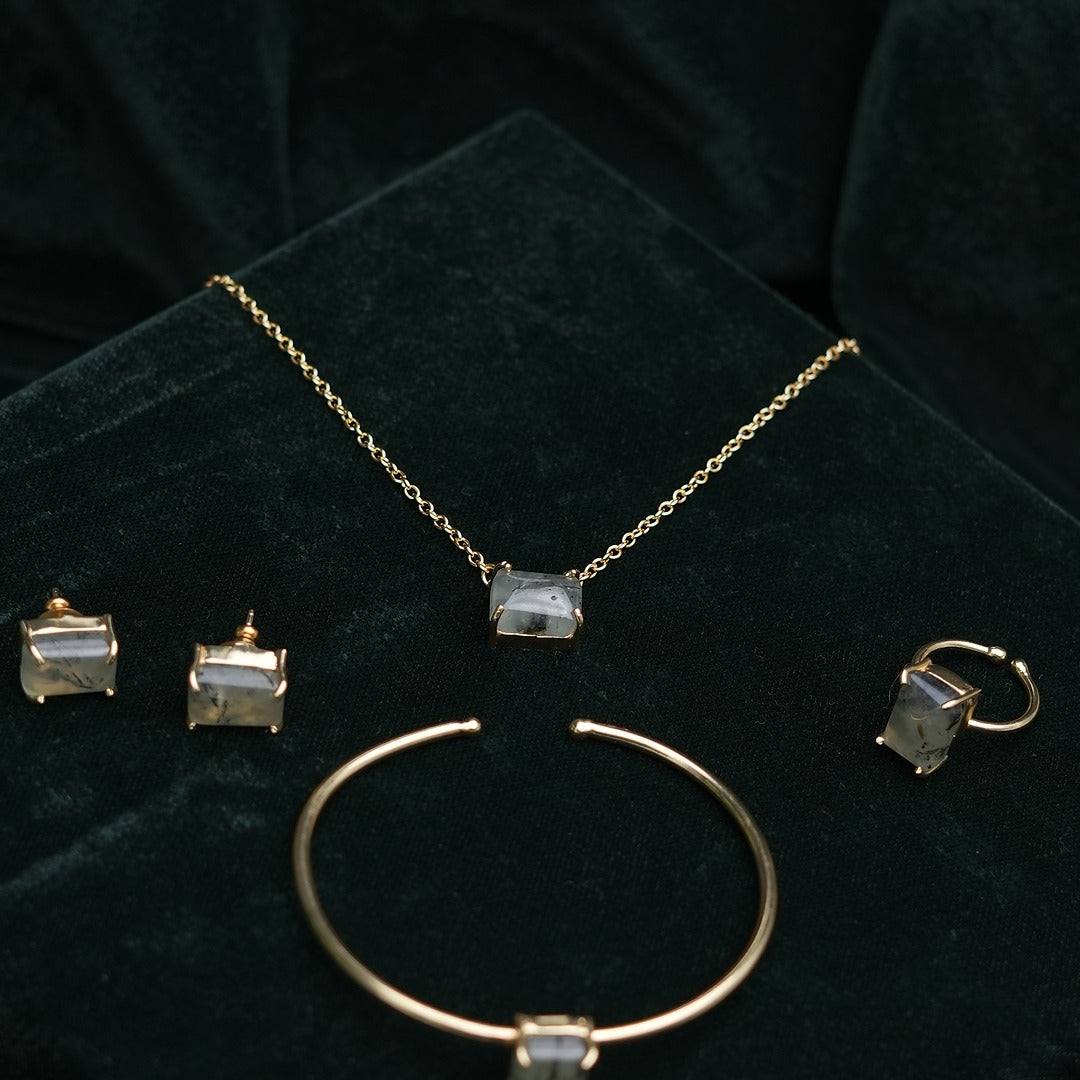 ANIKA SINGLE STONE SET