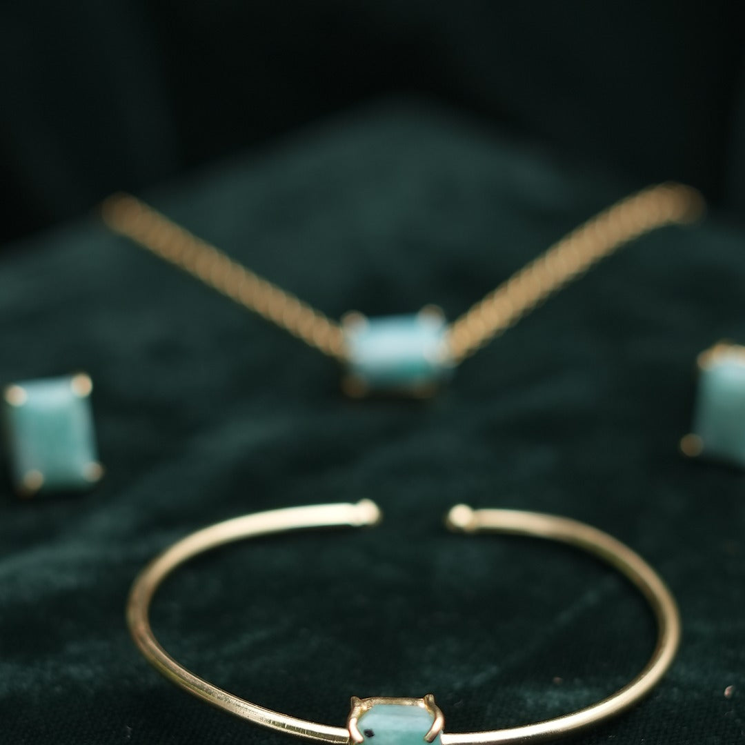 ANIKA SINGLE STONE SET