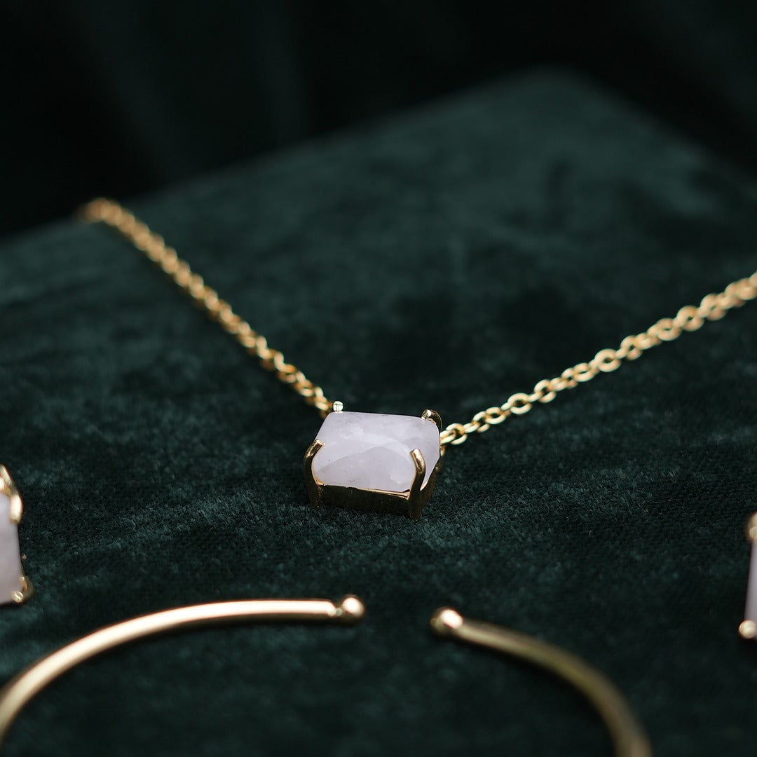 ANIKA SINGLE STONE SET