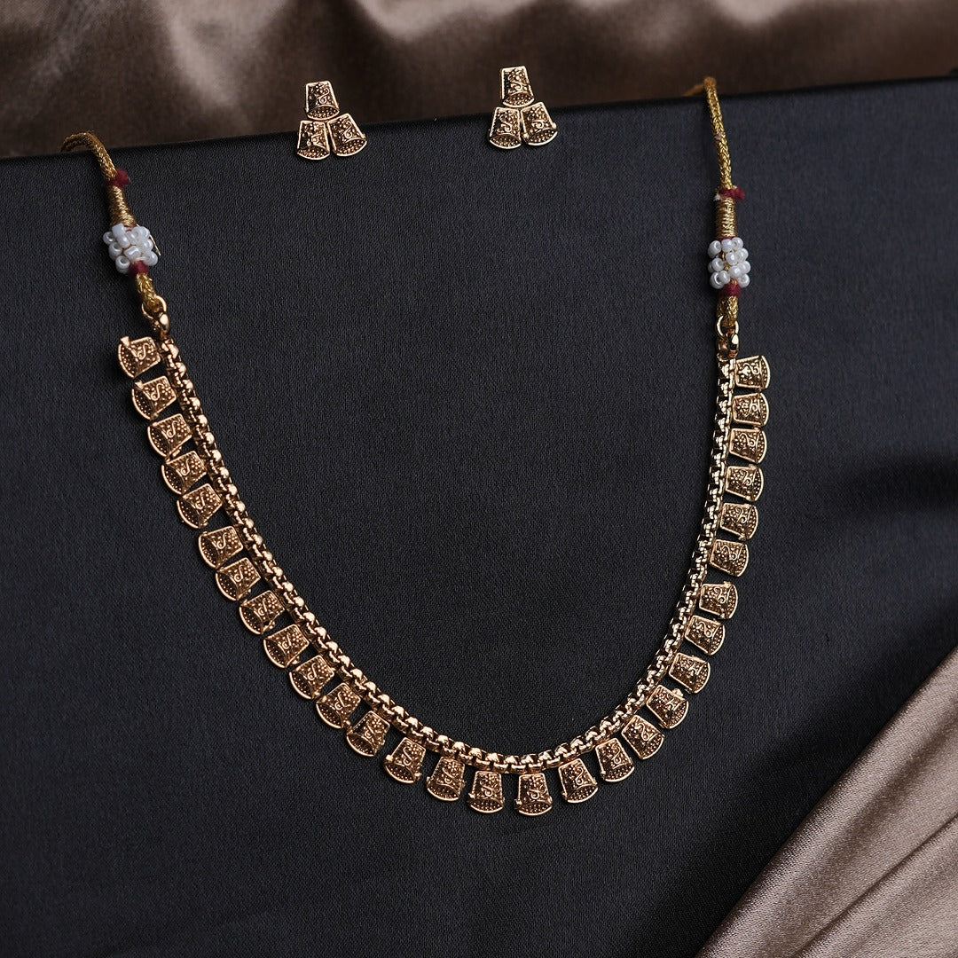 VAISHNAVI NECKPIECE SET