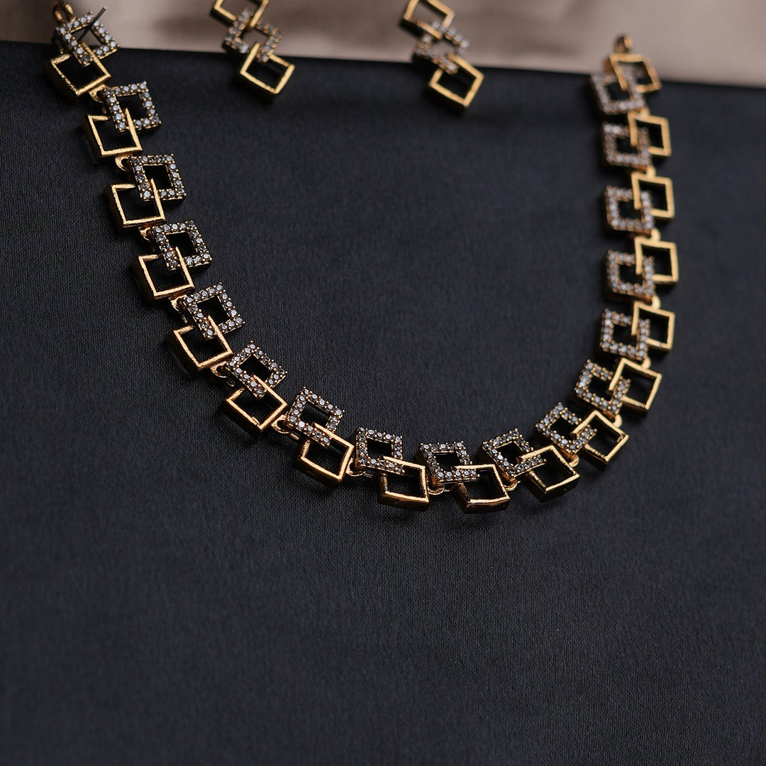 MULTI SQUARE AD NECKLACE
