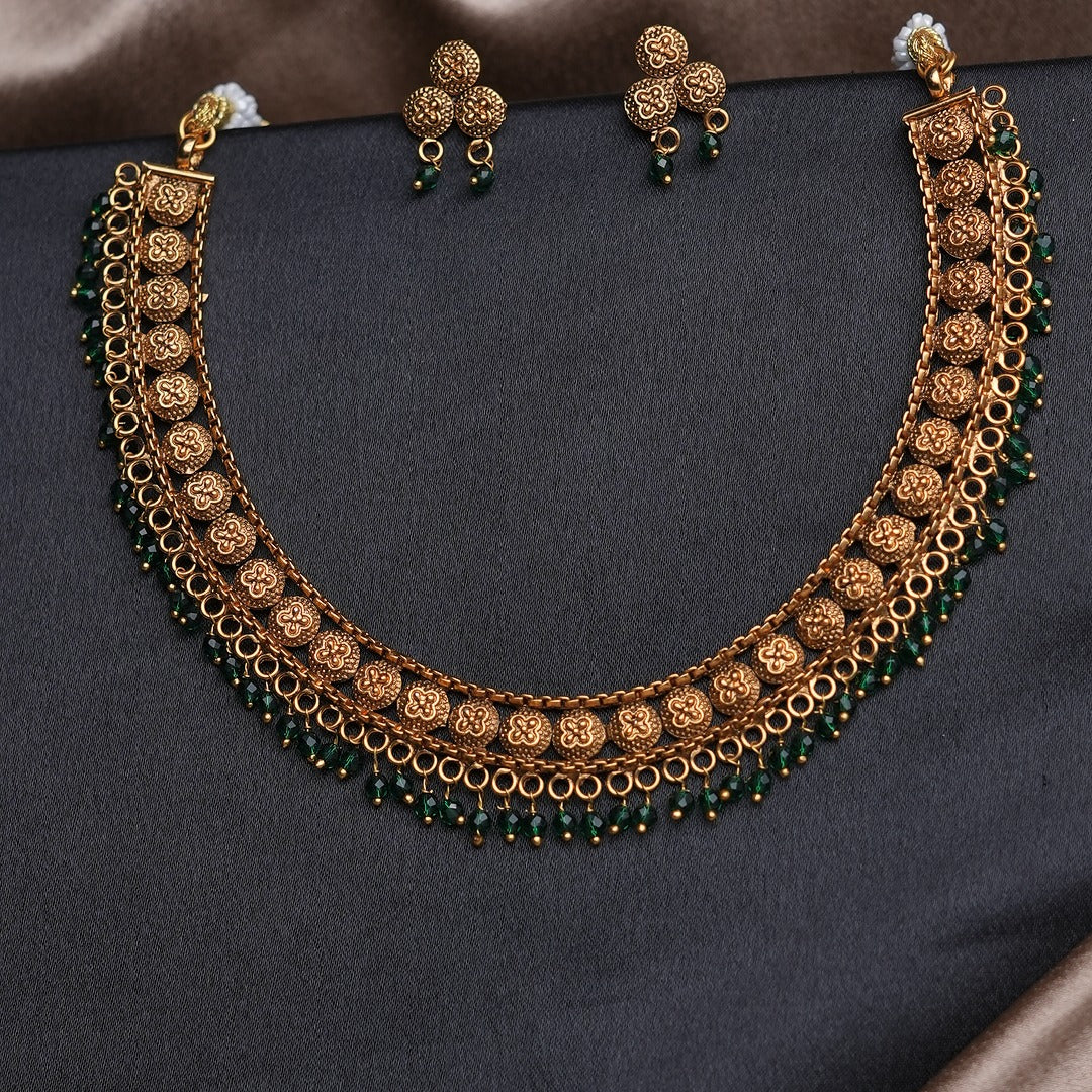 YAMUNA TRADITIONAL NECKLACE SET